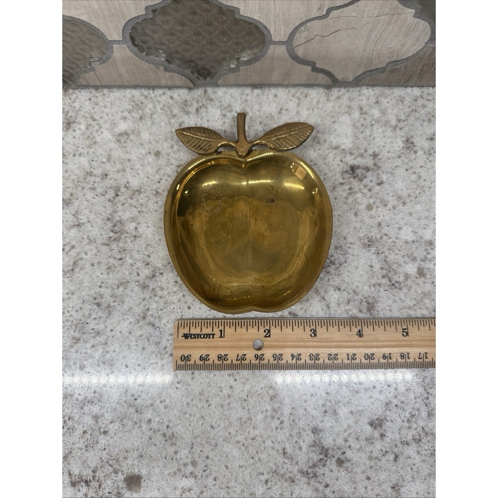 Vintage Brass Apple Fruit Trinket Tray Dish Farmhouse Cottagecore Detailed‎